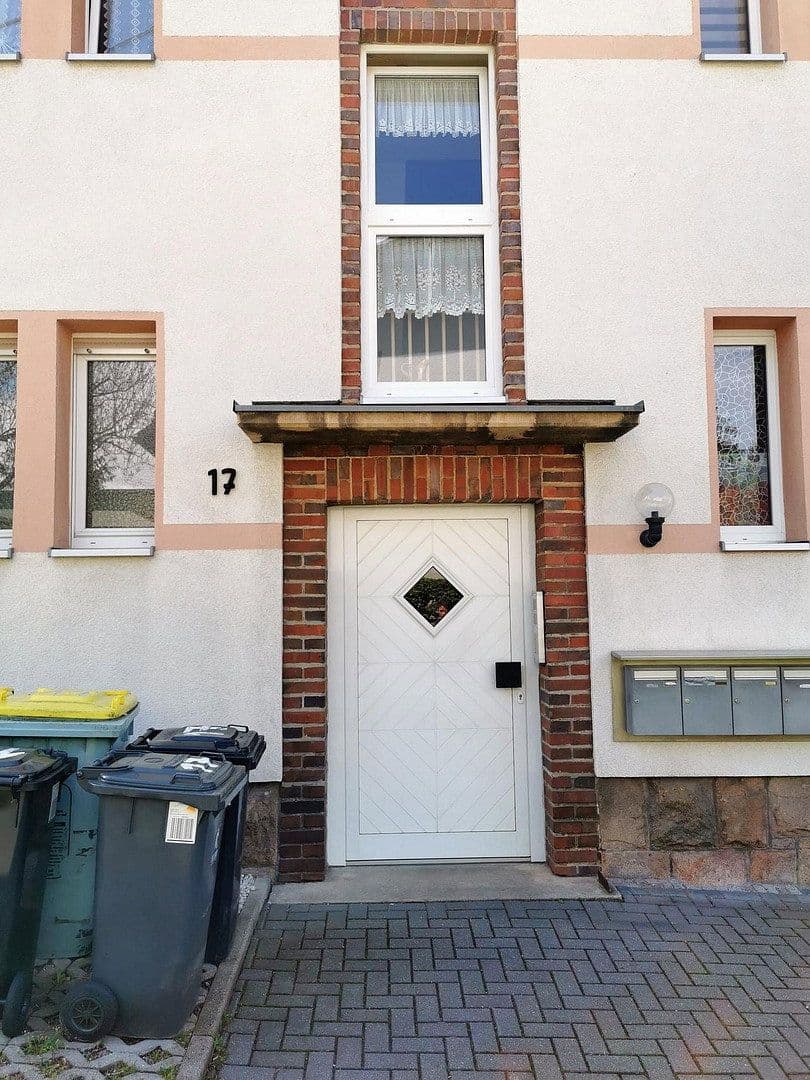 Prenájom bytu 2-izbový 43 m², Abteisiedlung 17, Oberlungwitz, Sasko Prenájom bytu 2-izbový 43 m², Abteisiedlung 17, Oberlungwitz, Sasko