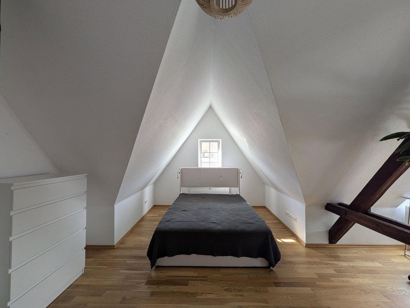 Predaj bytu 3-izbový 83 m², Leipzig, Sasko Predaj bytu 3-izbový 83 m², Leipzig, Sasko