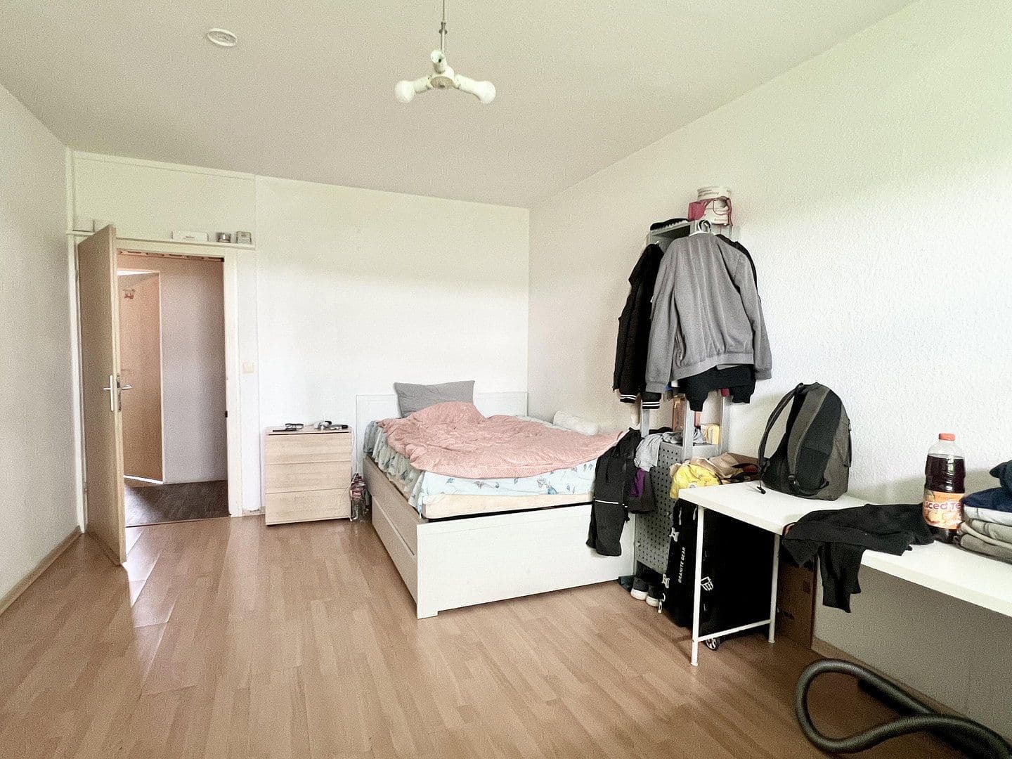 Predaj bytu 3-izbový 62 m², Berlin, Berlín Predaj bytu 3-izbový 62 m², Berlin, Berlín