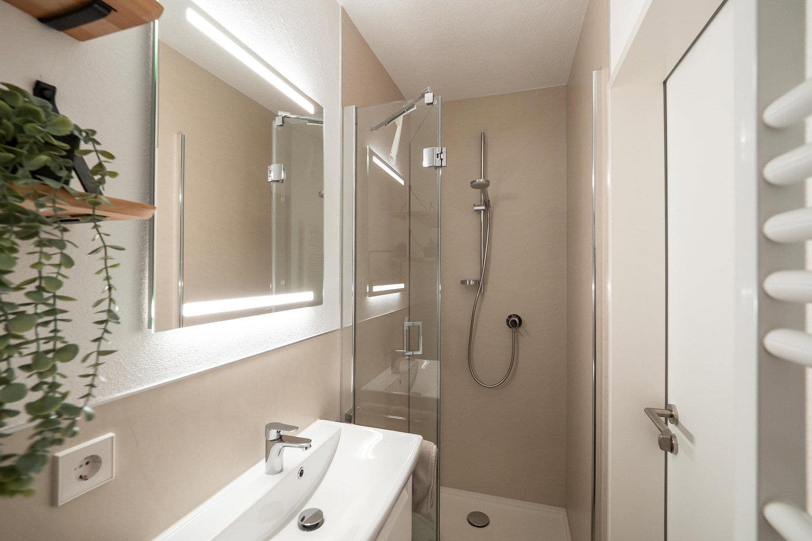 Prenájom bytu 1-izbový 43 m², Meersburg, Bádensko-Wurttembersko Prenájom bytu 1-izbový 43 m², Meersburg, Bádensko-Wurttembersko
