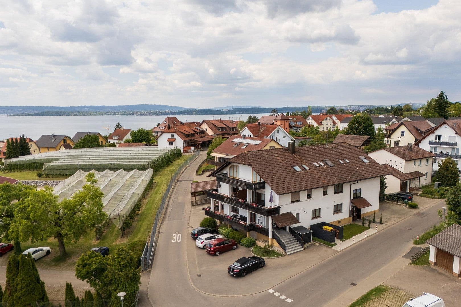 Prenájom bytu 1-izbový 43 m², Meersburg, Bádensko-Wurttembersko Prenájom bytu 1-izbový 43 m², Meersburg, Bádensko-Wurttembersko
