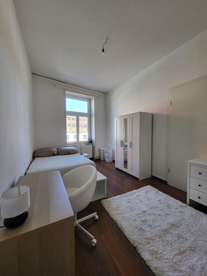 Predaj bytu 2-izbový 70 m², Frankfurt am Main, Hesensko Predaj bytu 2-izbový 70 m², Frankfurt am Main, Hesensko