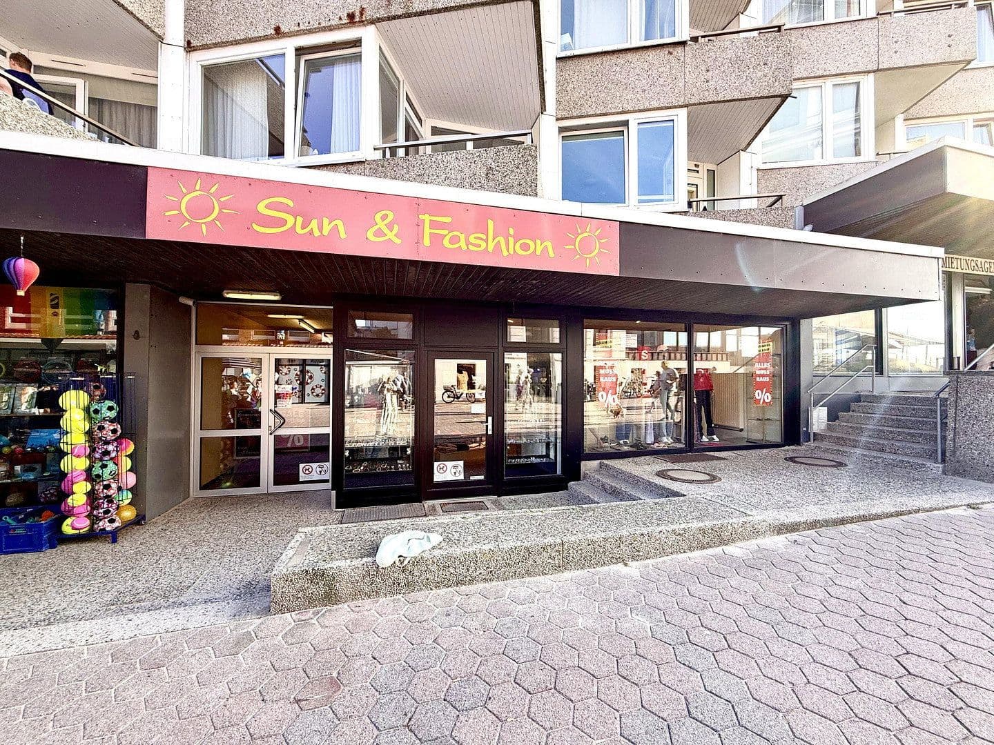 Prenájom nebytového priestoru 212 m², Bismarckstraße 49-51, Borkum, Dolné Sasko Prenájom nebytového priestoru 212 m², Bismarckstraße 49-51, Borkum, Dolné Sasko