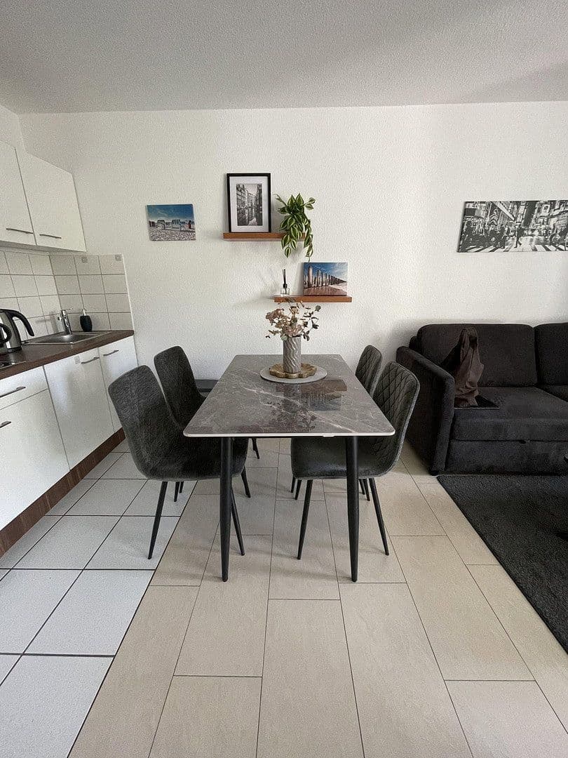 Prenájom bytu 1-izbový 33 m², Hattinger Str. 572, Bochum, Severné Porýnie - Westfálsko Prenájom bytu 1-izbový 33 m², Hattinger Str. 572, Bochum, Severné Porýnie - Westfálsko