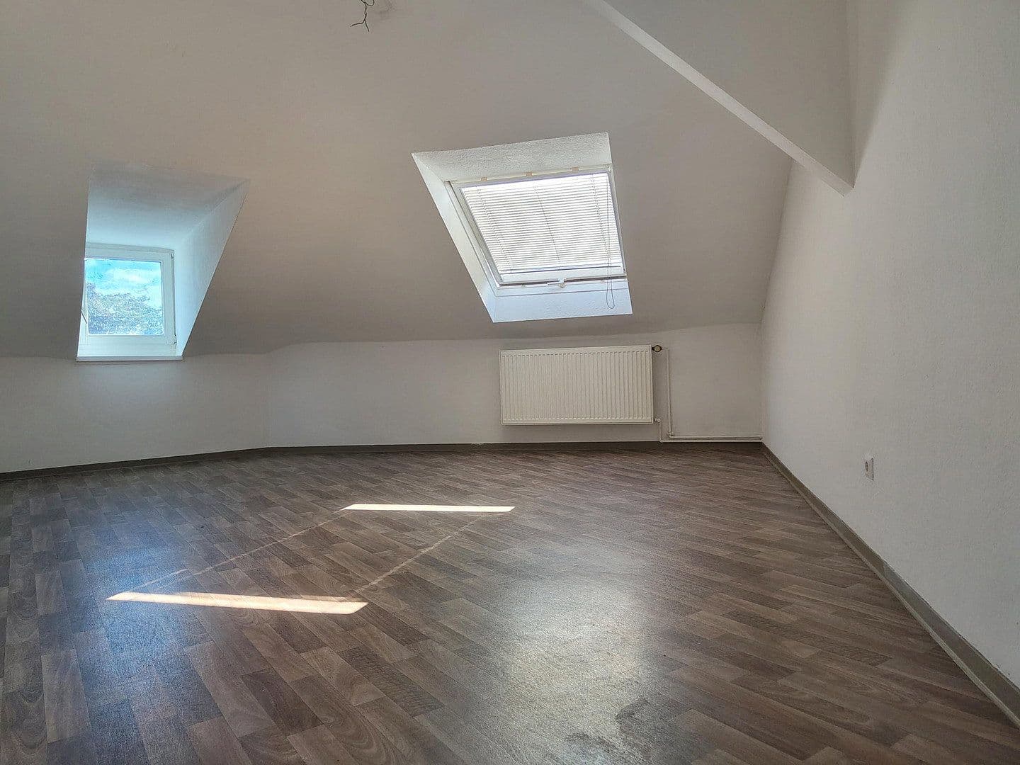 Prenájom bytu 3-izbový 83 m², Aschaffenburg, Bavorsko Prenájom bytu 3-izbový 83 m², Aschaffenburg, Bavorsko