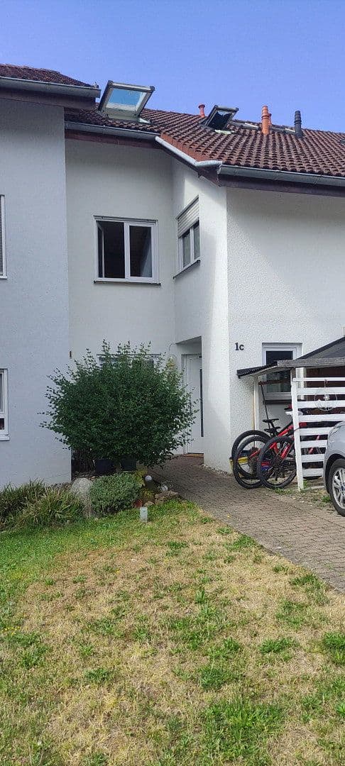 Predaj domu 140 m², pozemok 168 m², Wutöschingen, Bádensko-Wurttembersko Predaj domu 140 m², pozemok 168 m², Wutöschingen, Bádensko-Wurttembersko