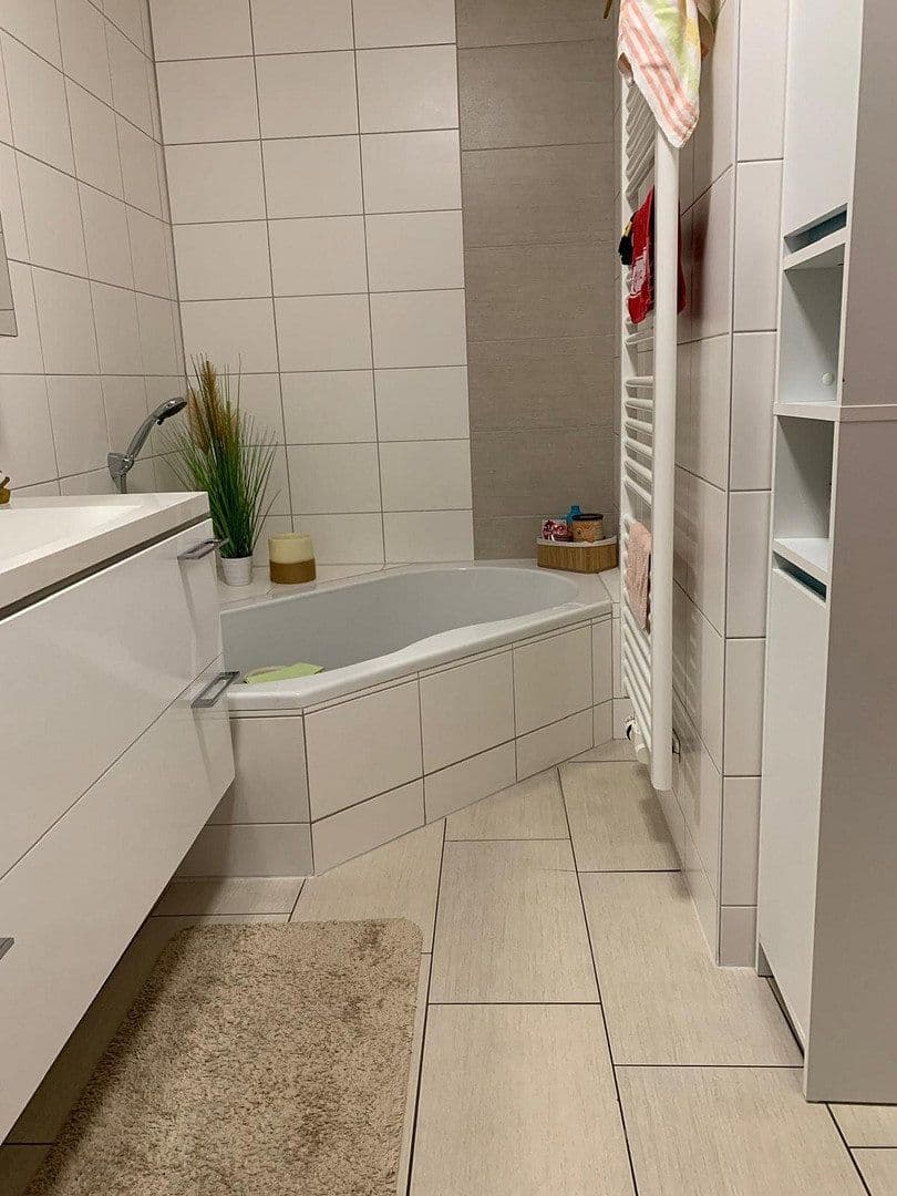 Predaj bytu 3-izbový 87 m², Schillerstraße 3, Kleinostheim, Bavorsko Predaj bytu 3-izbový 87 m², Schillerstraße 3, Kleinostheim, Bavorsko