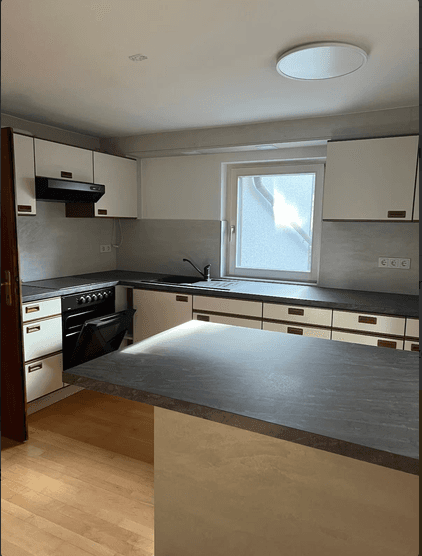 Prenájom domu 140 m², pozemok 450 m², Haigerloch, Bádensko-Wurttembersko Prenájom domu 140 m², pozemok 450 m², Haigerloch, Bádensko-Wurttembersko