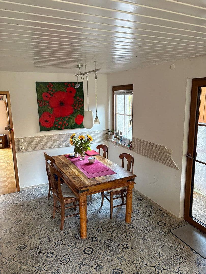 Predaj bytu 5-izbový 224 m², Unterkirnach, Bádensko-Wurttembersko Predaj bytu 5-izbový 224 m², Unterkirnach, Bádensko-Wurttembersko