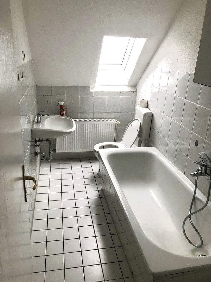 Prenájom bytu 1-izbový 44 m², Brandenburg, Brandenbursko Prenájom bytu 1-izbový 44 m², Brandenburg, Brandenbursko