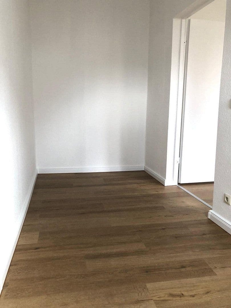 Prenájom bytu 1-izbový 44 m², Brandenburg, Brandenbursko Prenájom bytu 1-izbový 44 m², Brandenburg, Brandenbursko