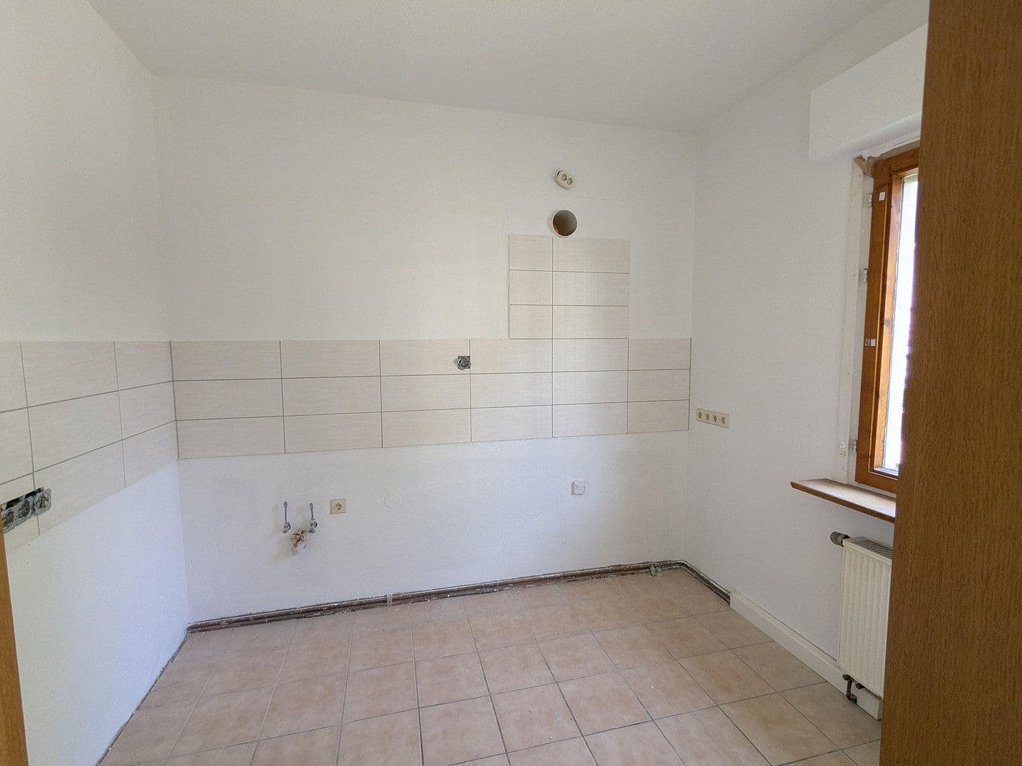 Prenájom domu 80 m², pozemok 300 m², Mühlhausen/Thüringen, Durínsko Prenájom domu 80 m², pozemok 300 m², Mühlhausen/Thüringen, Durínsko