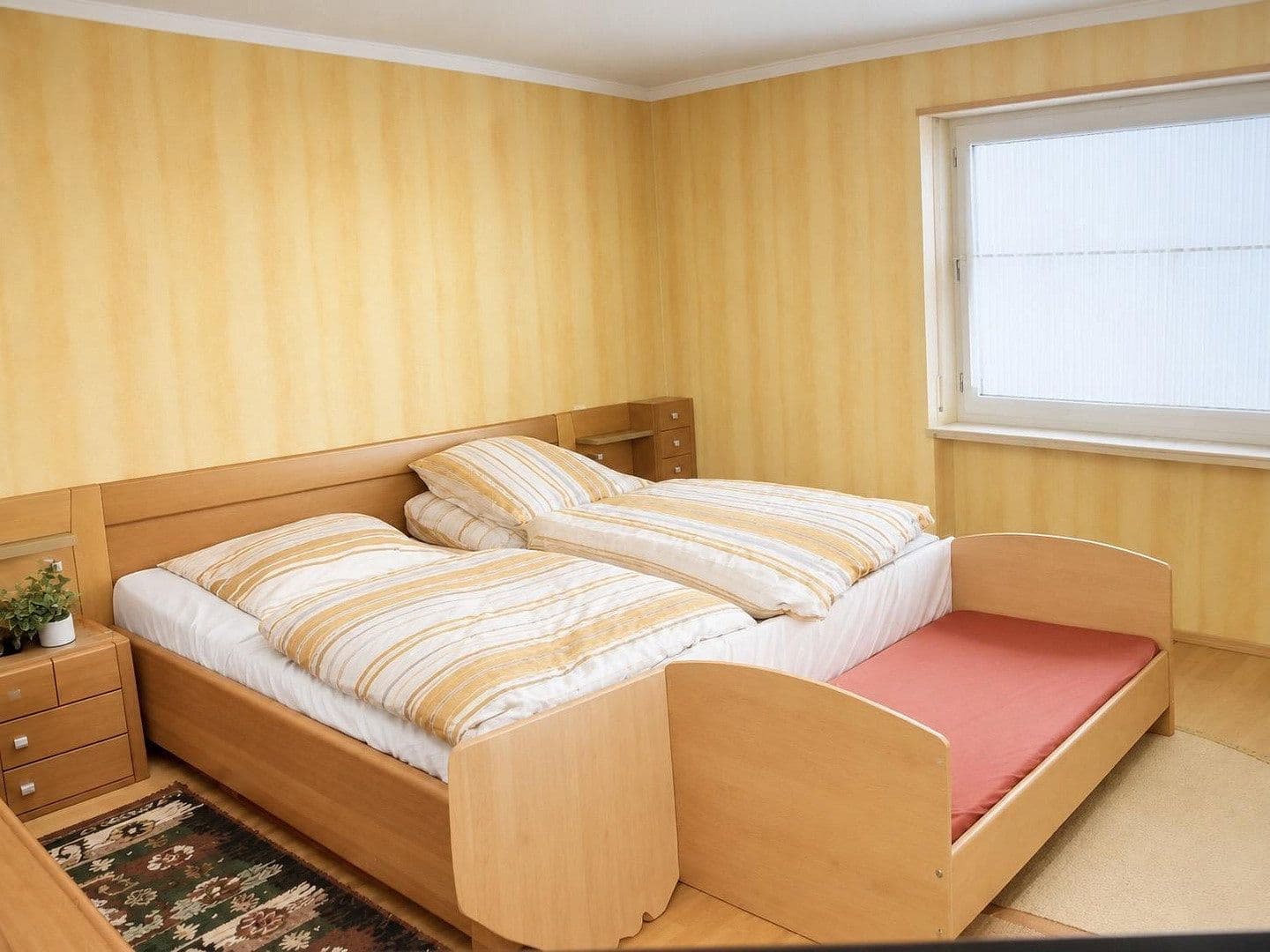 Predaj domu 333 m², pozemok 1.100 m², Burghaun, Hesensko Predaj domu 333 m², pozemok 1.100 m², Burghaun, Hesensko