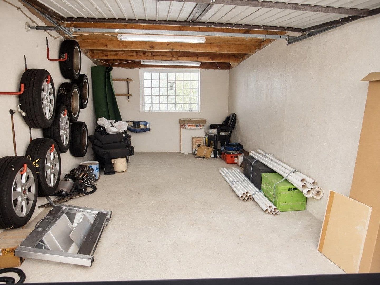 Predaj domu 333 m², pozemok 1.100 m², Burghaun, Hesensko Predaj domu 333 m², pozemok 1.100 m², Burghaun, Hesensko