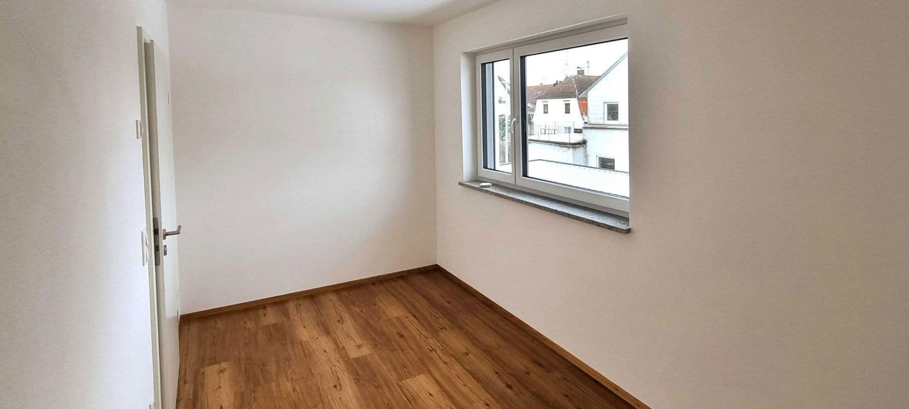 Prenájom bytu 3-izbový 93 m², Offingen, Bavorsko Prenájom bytu 3-izbový 93 m², Offingen, Bavorsko