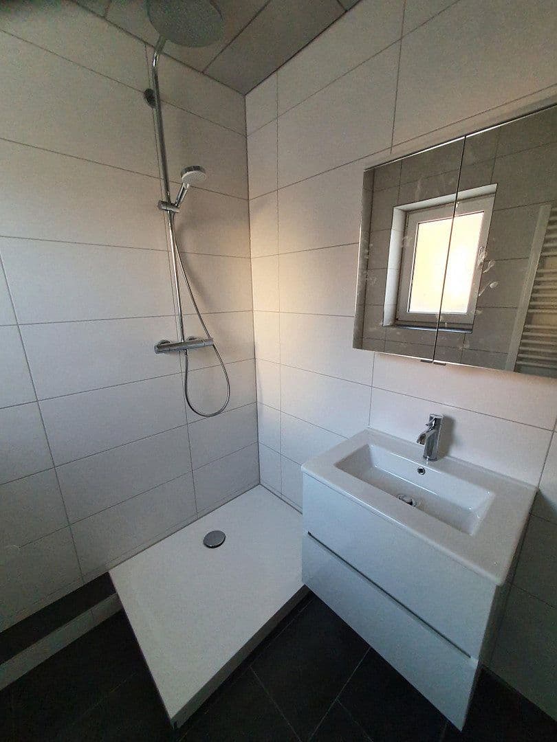 Predaj domu 125 m², pozemok 672 m², Erlangen, Bavorsko Predaj domu 125 m², pozemok 672 m², Erlangen, Bavorsko