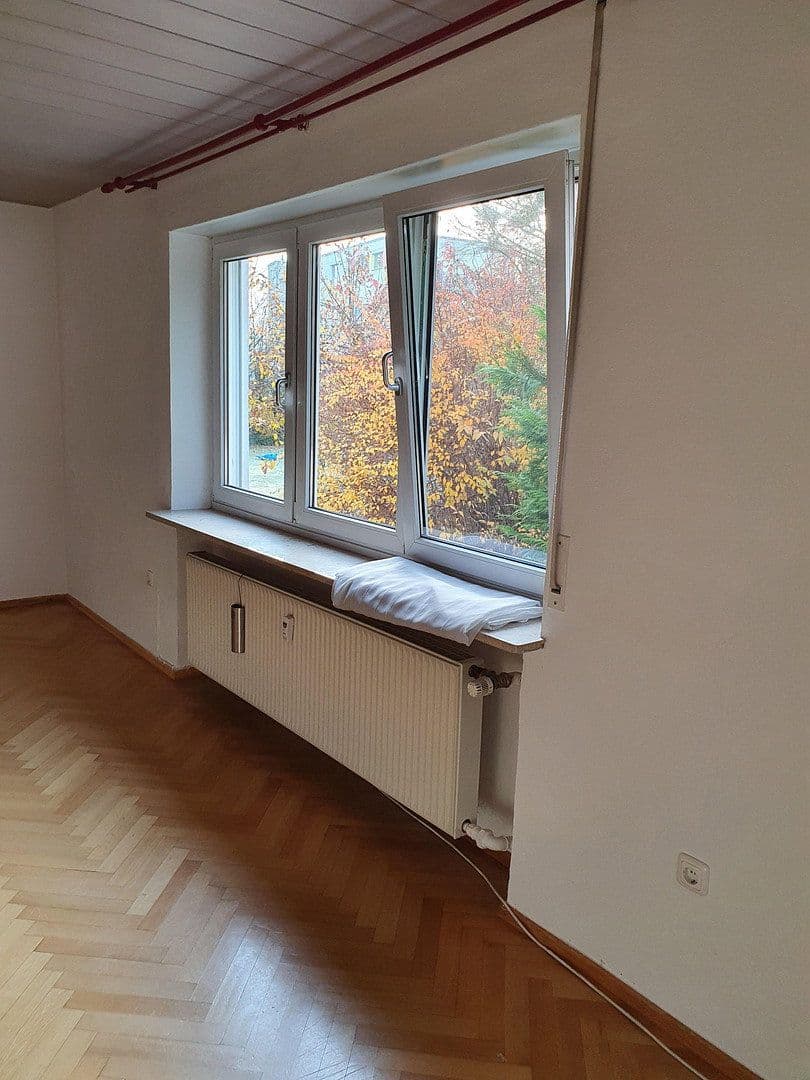 Predaj domu 125 m², pozemok 672 m², Erlangen, Bavorsko Predaj domu 125 m², pozemok 672 m², Erlangen, Bavorsko