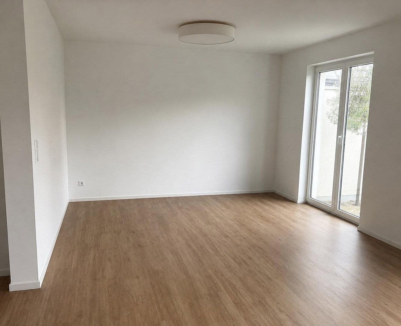 Prenájom domu 130 m², pozemok 320 m², Lippstadt, Severné Porýnie - Westfálsko Prenájom domu 130 m², pozemok 320 m², Lippstadt, Severné Porýnie - Westfálsko
