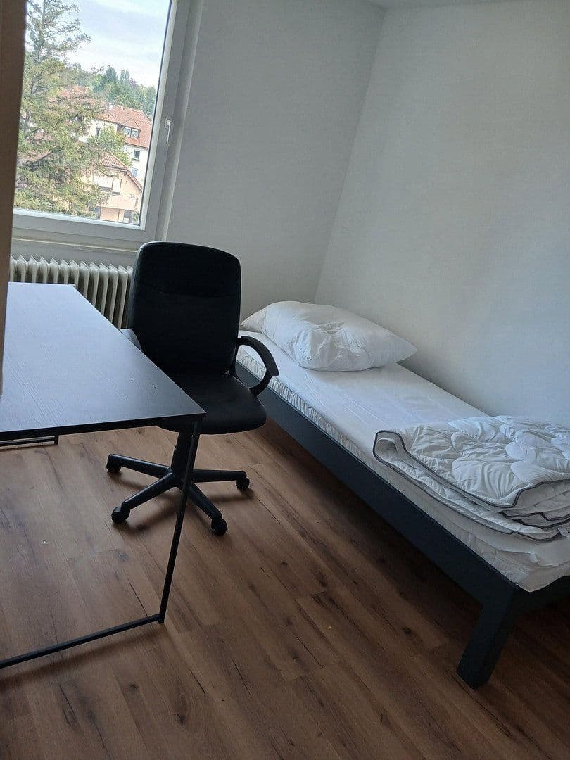 Prenájom bytu 71 m², Stuttgarterstr.17, Heilbronn, Bádensko-Wurttembersko Prenájom bytu 71 m², Stuttgarterstr.17, Heilbronn, Bádensko-Wurttembersko