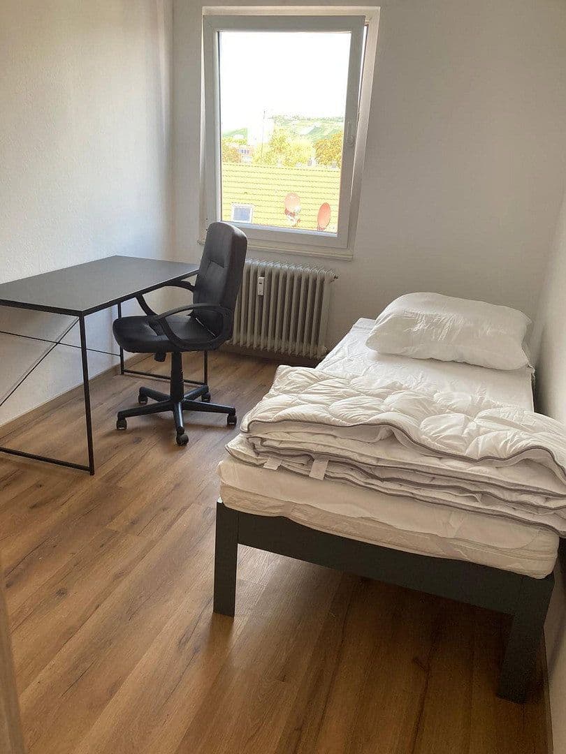 Prenájom bytu 71 m², Stuttgarterstr.17, Heilbronn, Bádensko-Wurttembersko Prenájom bytu 71 m², Stuttgarterstr.17, Heilbronn, Bádensko-Wurttembersko