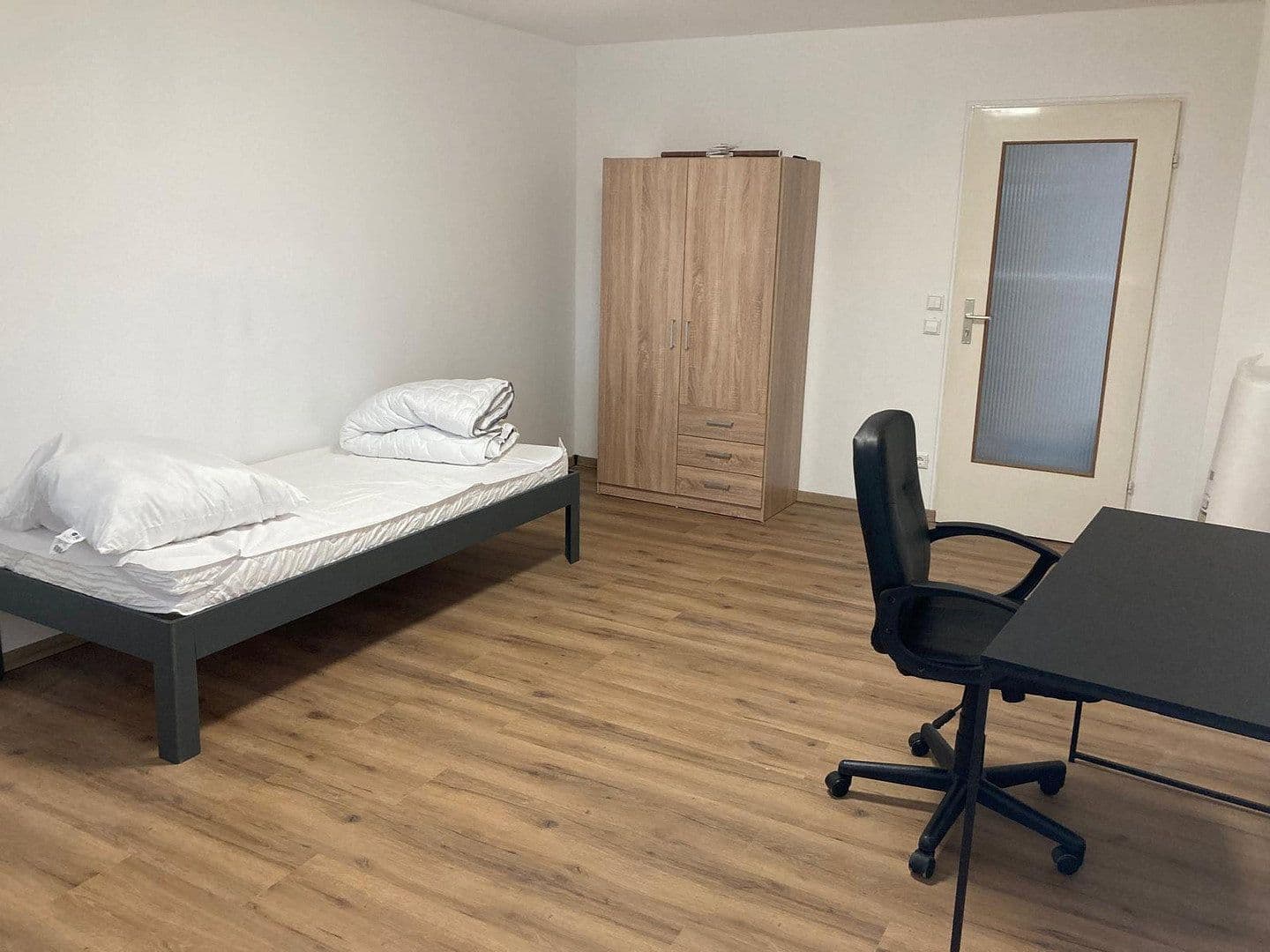 Prenájom bytu 71 m², Stuttgarterstr.17, Heilbronn, Bádensko-Wurttembersko Prenájom bytu 71 m², Stuttgarterstr.17, Heilbronn, Bádensko-Wurttembersko