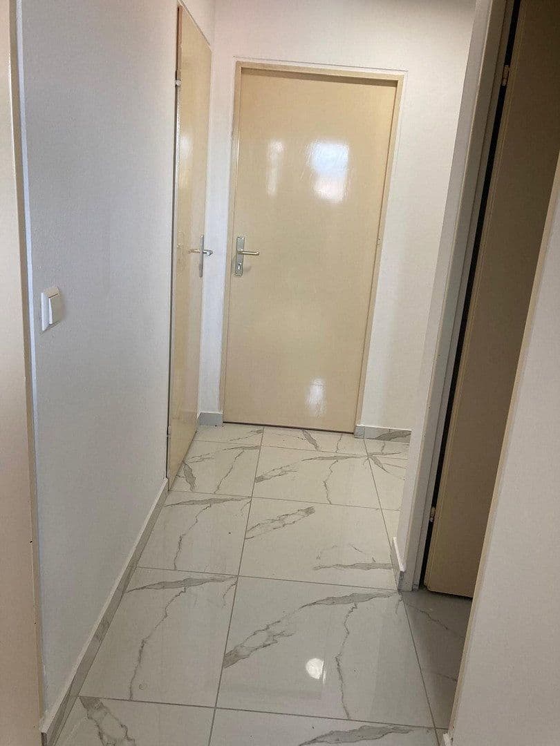 Prenájom bytu 71 m², Stuttgarterstr.17, Heilbronn, Bádensko-Wurttembersko Prenájom bytu 71 m², Stuttgarterstr.17, Heilbronn, Bádensko-Wurttembersko