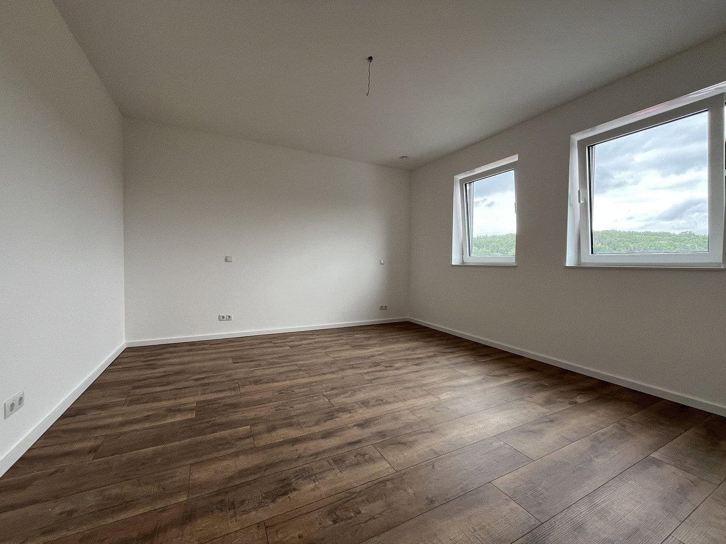 Prenájom bytu 4-izbový 126 m², Georges-Girard-Ring 7, Mechernich, Severné Porýnie - Westfálsko Prenájom bytu 4-izbový 126 m², Georges-Girard-Ring 7, Mechernich, Severné Porýnie - Westfálsko
