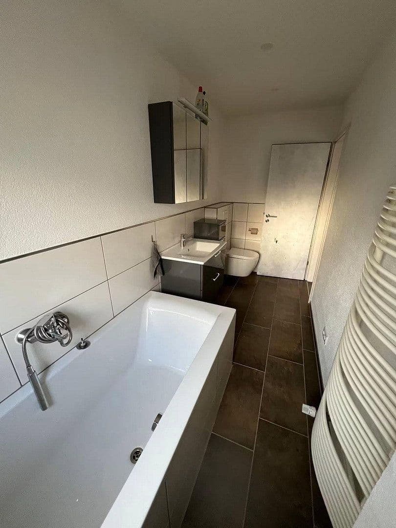 Predaj domu 196 m², pozemok 1.382 m², Oberthal, Sársko Predaj domu 196 m², pozemok 1.382 m², Oberthal, Sársko