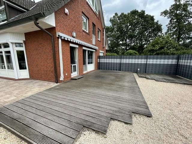 Predaj bytu 3-izbový 130 m², Ziegeleistrasse 9, Winsen (Luhe), Dolné Sasko Predaj bytu 3-izbový 130 m², Ziegeleistrasse 9, Winsen (Luhe), Dolné Sasko