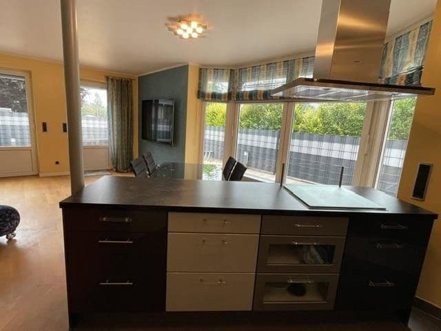 Predaj bytu 3-izbový 130 m², Ziegeleistrasse 9, Winsen (Luhe), Dolné Sasko Predaj bytu 3-izbový 130 m², Ziegeleistrasse 9, Winsen (Luhe), Dolné Sasko