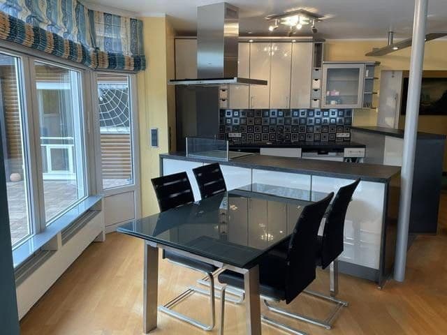 Predaj bytu 3-izbový 130 m², Ziegeleistrasse 9, Winsen (Luhe), Dolné Sasko Predaj bytu 3-izbový 130 m², Ziegeleistrasse 9, Winsen (Luhe), Dolné Sasko