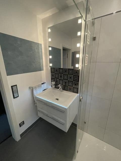 Predaj bytu 3-izbový 130 m², Ziegeleistrasse 9, Winsen (Luhe), Dolné Sasko Predaj bytu 3-izbový 130 m², Ziegeleistrasse 9, Winsen (Luhe), Dolné Sasko