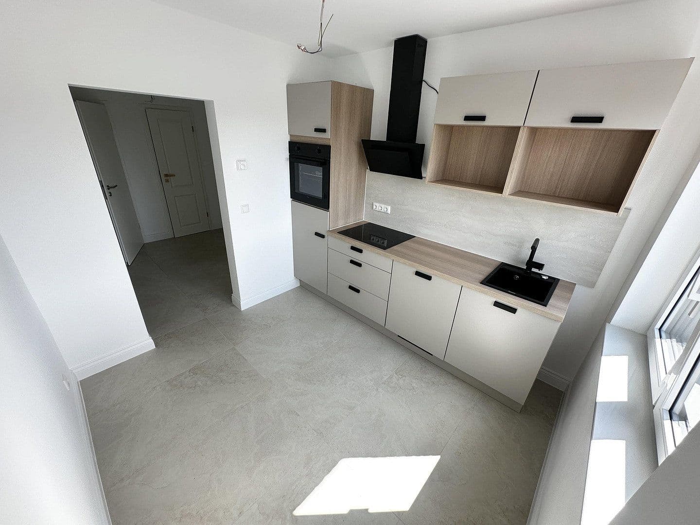 Prenájom bytu 3-izbový 55 m², Königstraße 17, Oberhausen, Severné Porýnie - Westfálsko Prenájom bytu 3-izbový 55 m², Königstraße 17, Oberhausen, Severné Porýnie - Westfálsko