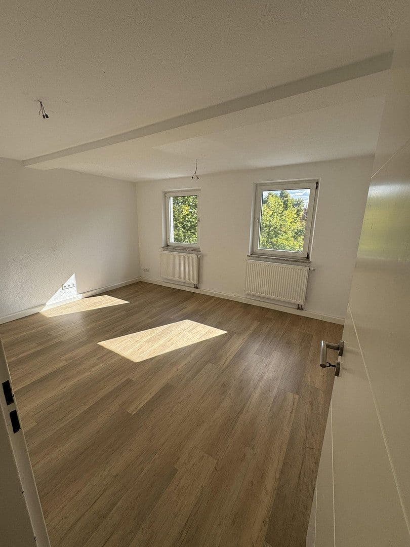 Prenájom bytu 4-izbový 69 m², Obere Seitenstr. 16, Nürnberg, Bavorsko Prenájom bytu 4-izbový 69 m², Obere Seitenstr. 16, Nürnberg, Bavorsko