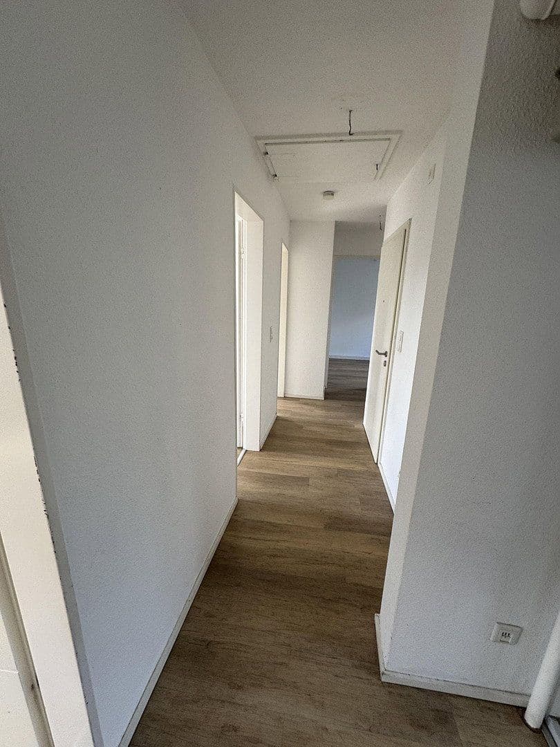 Prenájom bytu 4-izbový 69 m², Obere Seitenstr. 16, Nürnberg, Bavorsko Prenájom bytu 4-izbový 69 m², Obere Seitenstr. 16, Nürnberg, Bavorsko