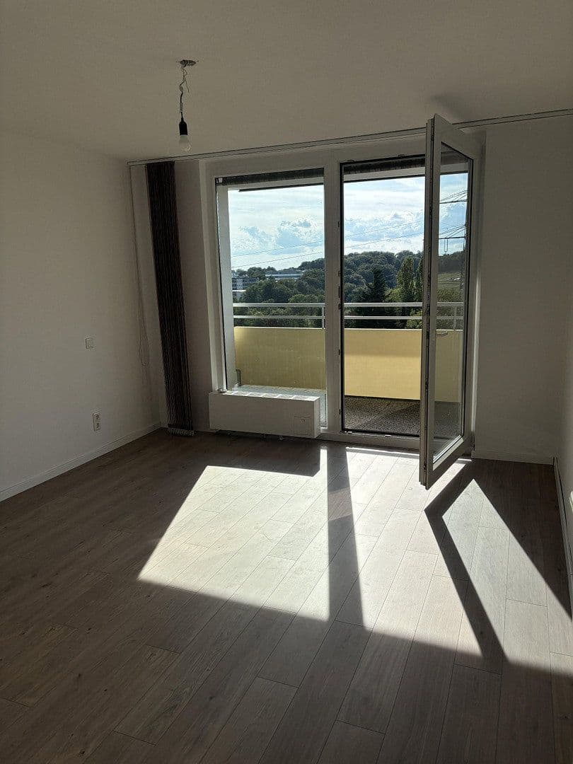 Prenájom bytu 2-izbový 69 m², Otto-Hahn-Straße 1, Bergisch Gladbach, Severné Porýnie - Westfálsko Prenájom bytu 2-izbový 69 m², Otto-Hahn-Straße 1, Bergisch Gladbach, Severné Porýnie - Westfálsko