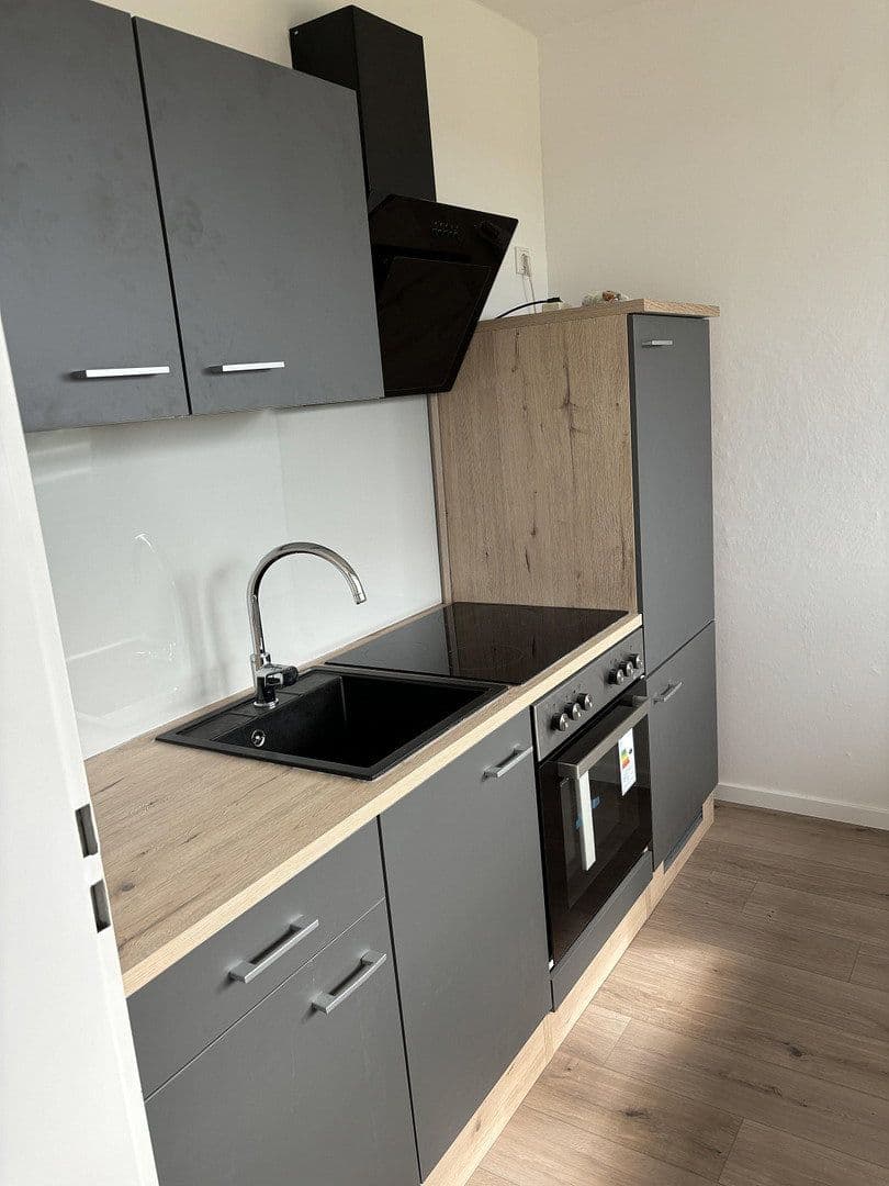 Prenájom bytu 2-izbový 69 m², Otto-Hahn-Straße 1, Bergisch Gladbach, Severné Porýnie - Westfálsko Prenájom bytu 2-izbový 69 m², Otto-Hahn-Straße 1, Bergisch Gladbach, Severné Porýnie - Westfálsko