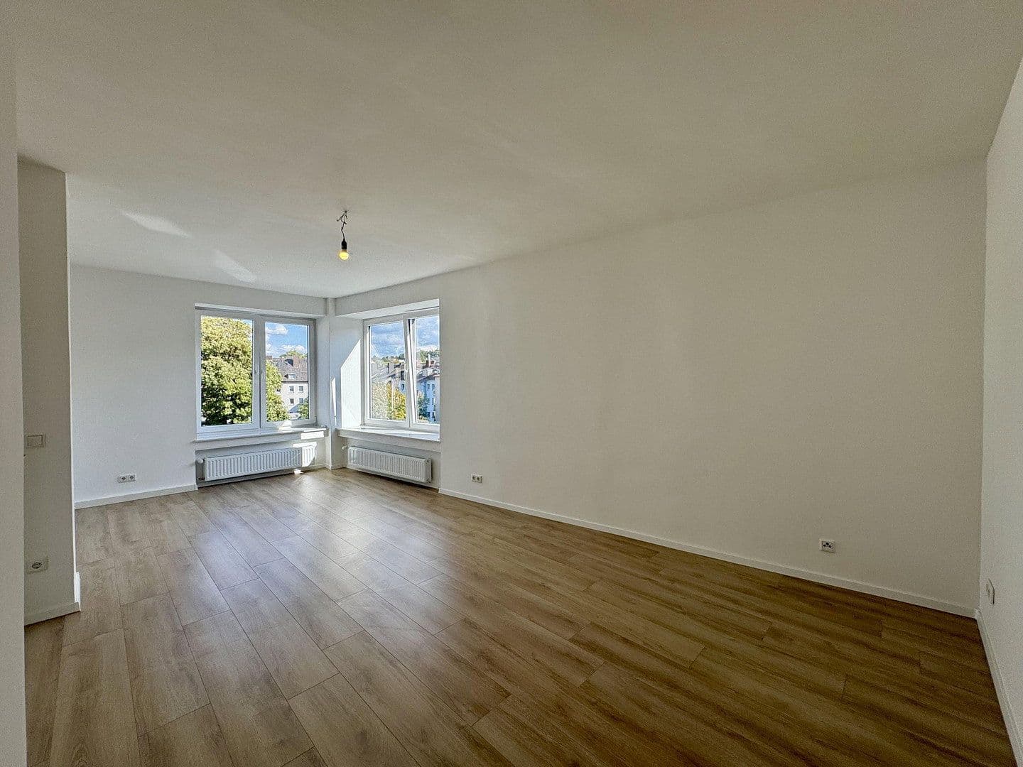 Prenájom bytu 2-izbový 79 m², Ruhrstraße 17, Witten, Severné Porýnie - Westfálsko Prenájom bytu 2-izbový 79 m², Ruhrstraße 17, Witten, Severné Porýnie - Westfálsko