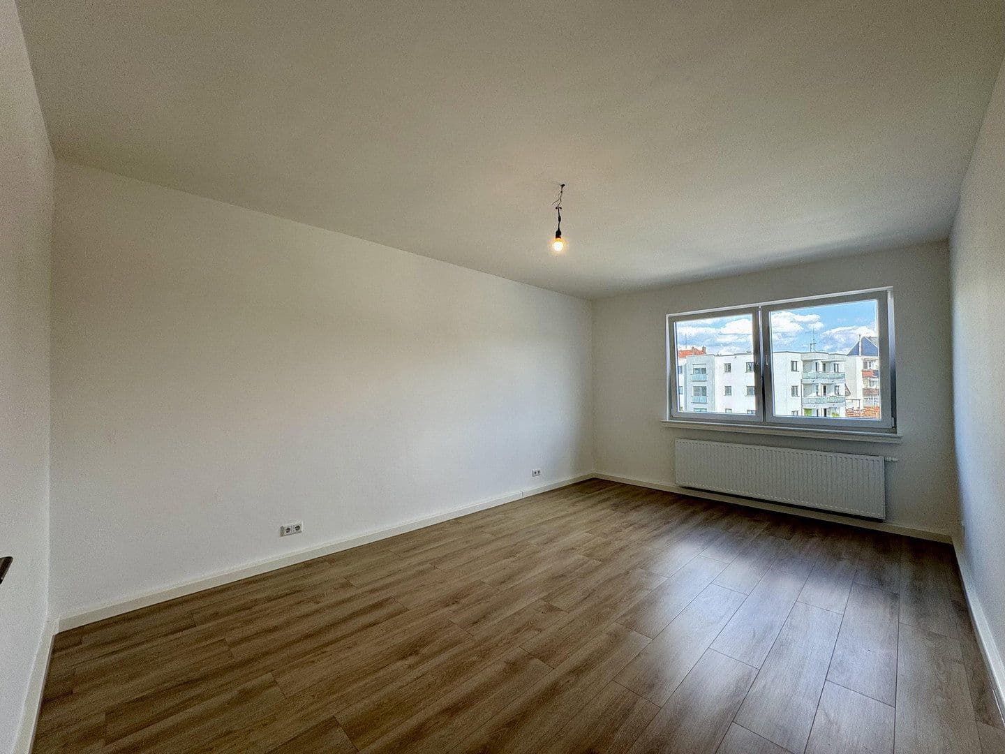Prenájom bytu 2-izbový 79 m², Ruhrstraße 17, Witten, Severné Porýnie - Westfálsko Prenájom bytu 2-izbový 79 m², Ruhrstraße 17, Witten, Severné Porýnie - Westfálsko