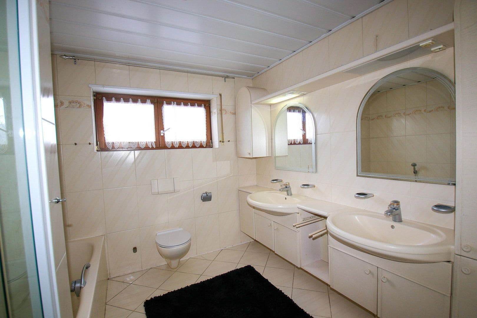 Predaj domu 227 m², pozemok 341 m², Ludwigshafen Maudach, Porýnie-Falcko Predaj domu 227 m², pozemok 341 m², Ludwigshafen Maudach, Porýnie-Falcko