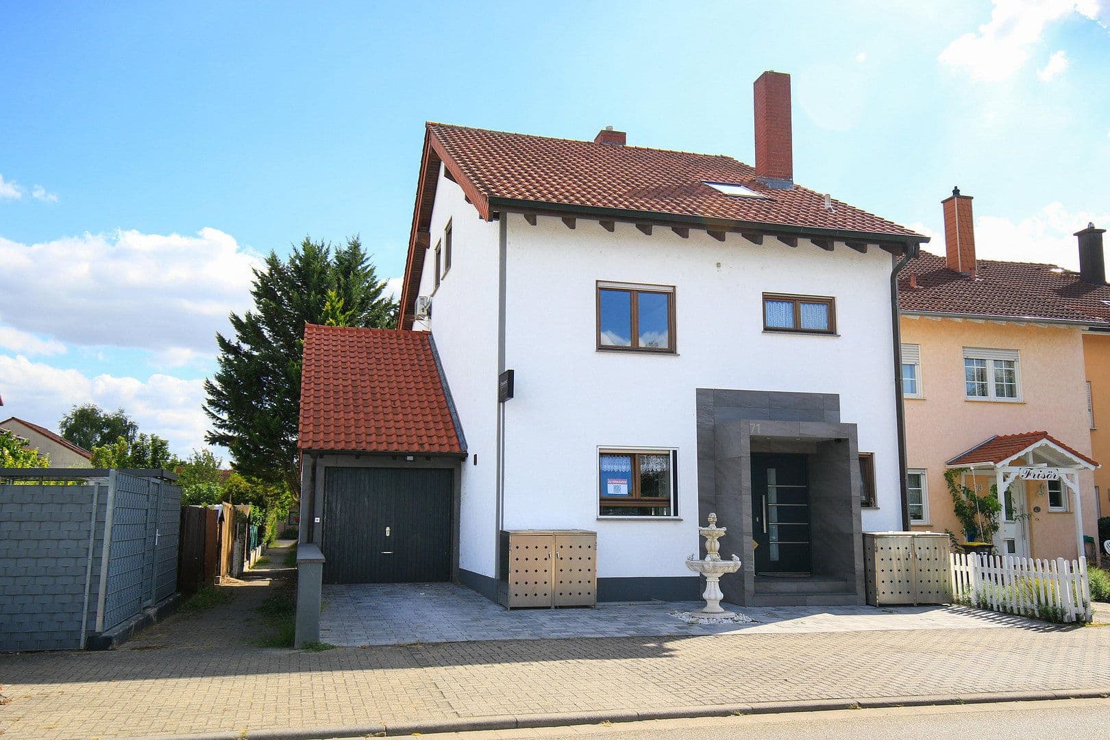 Predaj domu 227 m², pozemok 341 m², Ludwigshafen Maudach, Porýnie-Falcko Predaj domu 227 m², pozemok 341 m², Ludwigshafen Maudach, Porýnie-Falcko