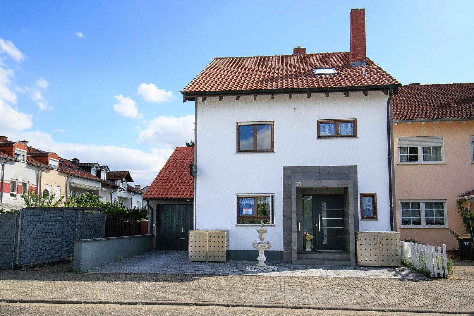 Predaj domu 227 m², pozemok 341 m², Ludwigshafen Maudach, Porýnie-Falcko Predaj domu 227 m², pozemok 341 m², Ludwigshafen Maudach, Porýnie-Falcko