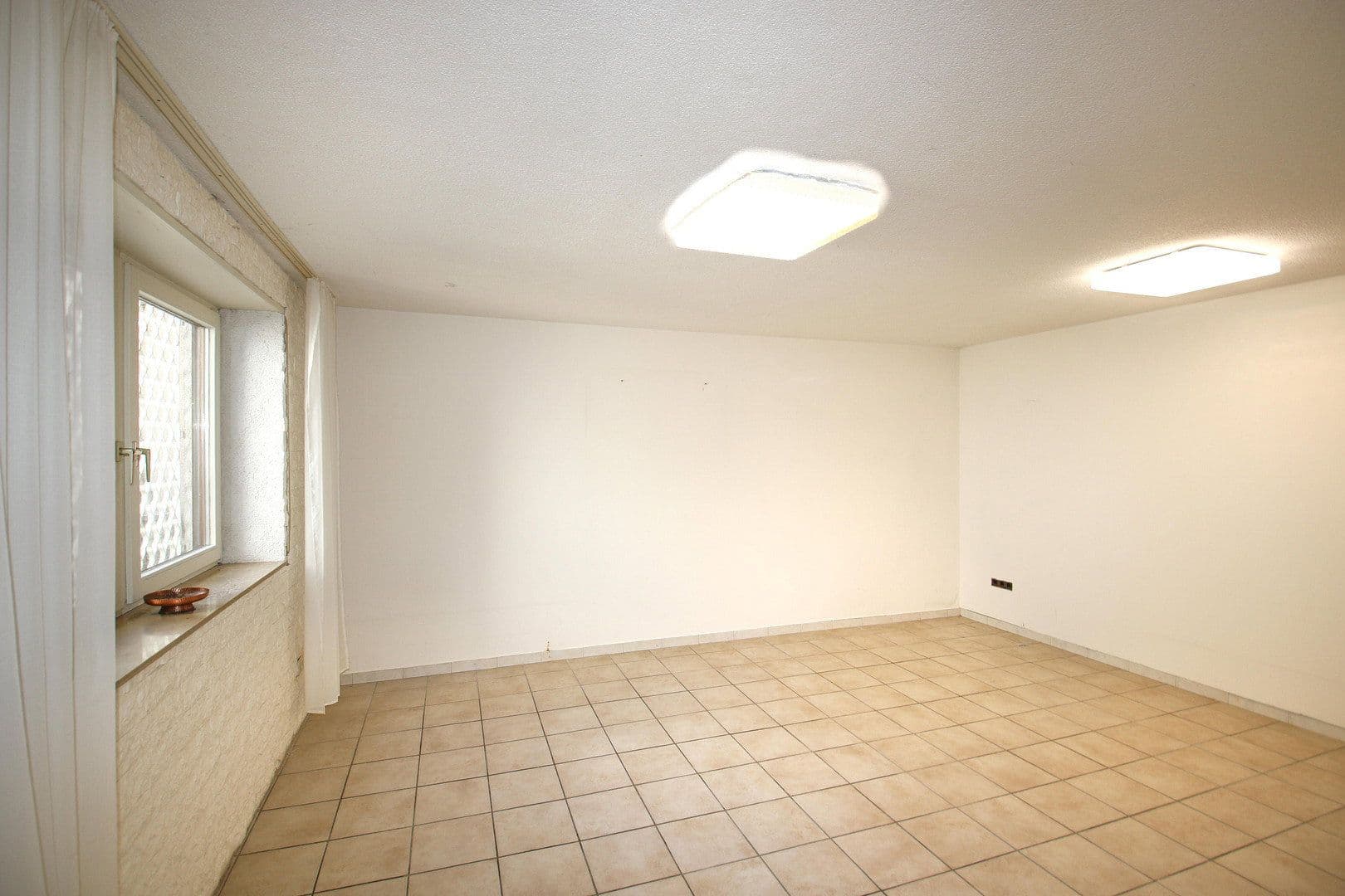 Predaj domu 227 m², pozemok 341 m², Ludwigshafen Maudach, Porýnie-Falcko Predaj domu 227 m², pozemok 341 m², Ludwigshafen Maudach, Porýnie-Falcko