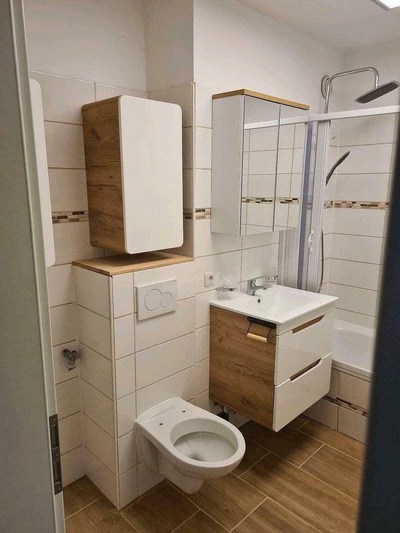 Predaj bytu 1-izbový 48 m², Frankenstraße 1, Rottendorf, Bavorsko Predaj bytu 1-izbový 48 m², Frankenstraße 1, Rottendorf, Bavorsko