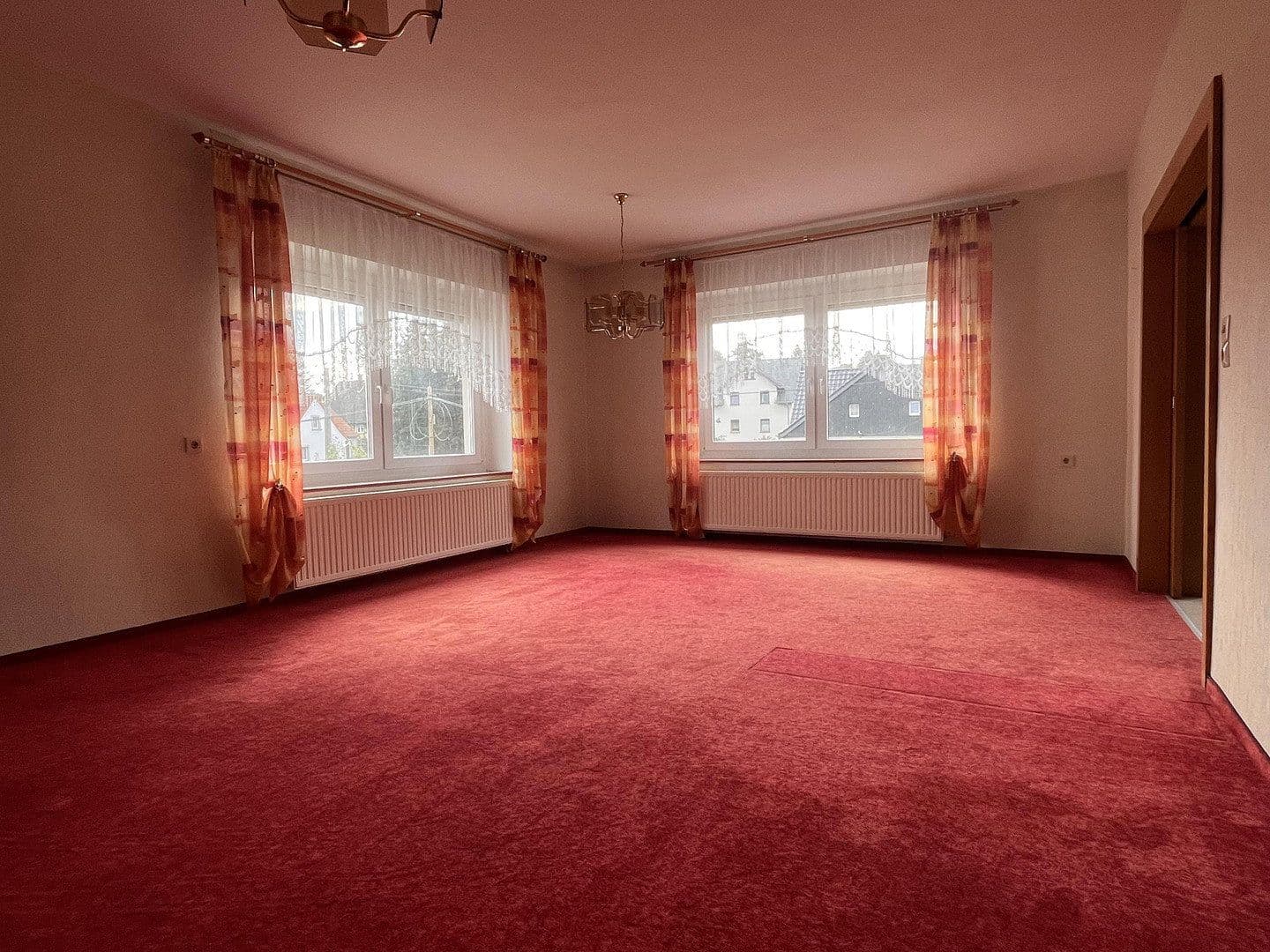Predaj domu 145 m², pozemok 744 m², Penig, Sasko Predaj domu 145 m², pozemok 744 m², Penig, Sasko