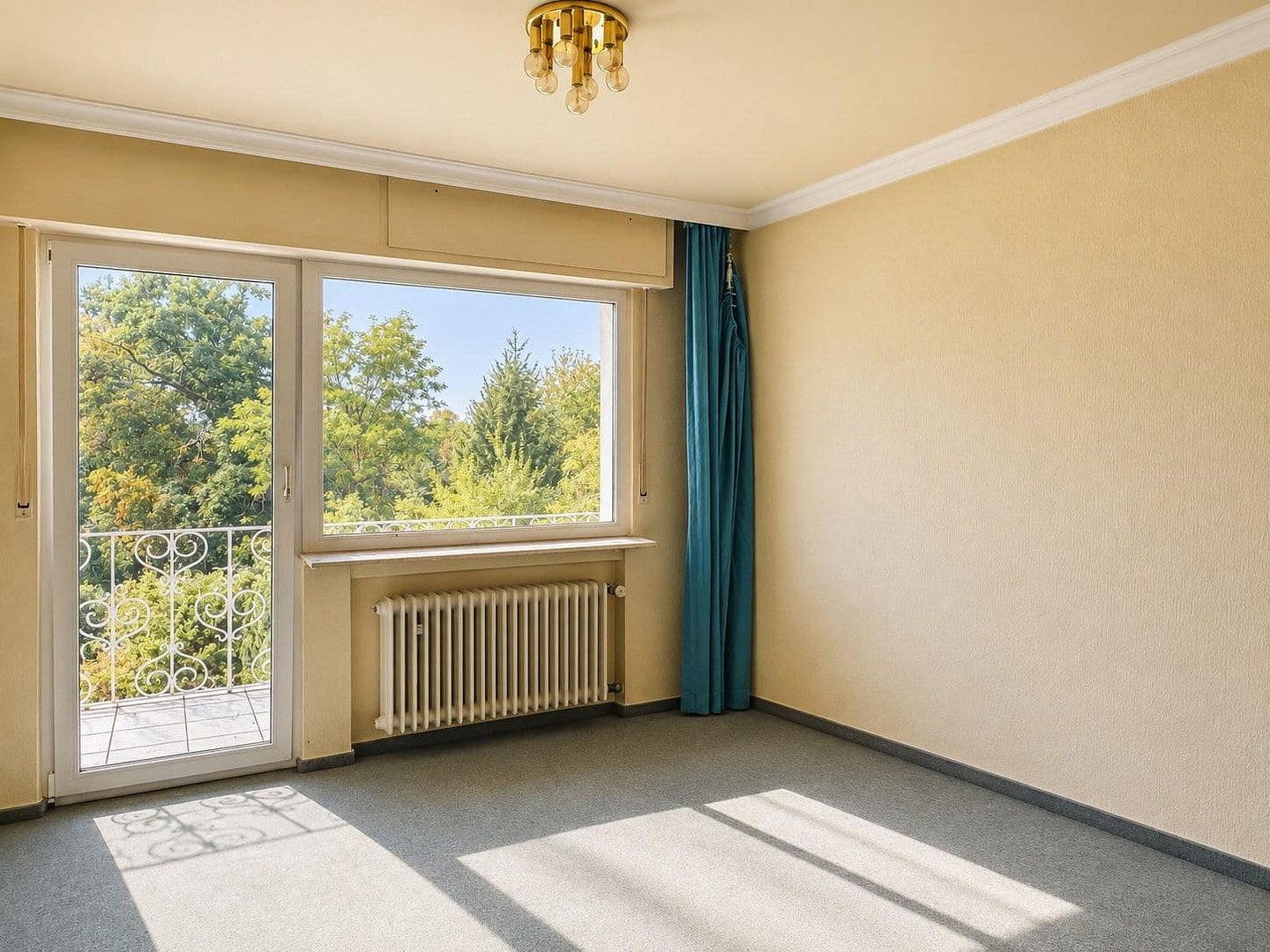 Predaj domu 198 m², pozemok 701 m², Dreieich, Hesensko Predaj domu 198 m², pozemok 701 m², Dreieich, Hesensko