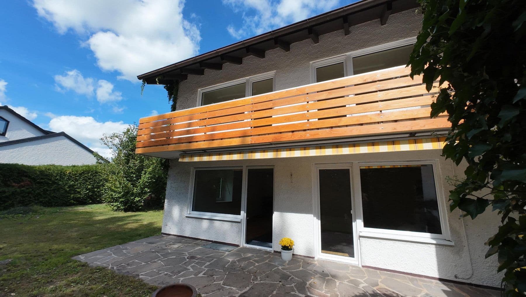Prenájom domu 162 m², pozemok 690 m², Schwabhausen, Bavorsko Prenájom domu 162 m², pozemok 690 m², Schwabhausen, Bavorsko