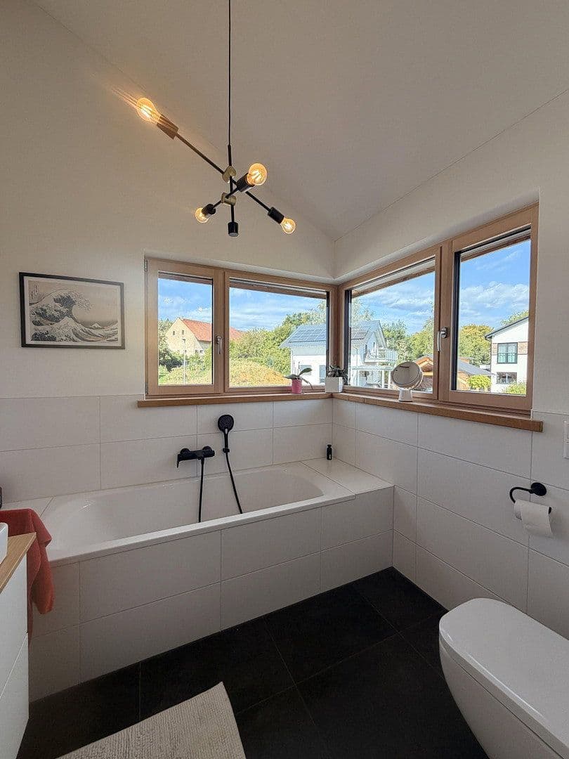 Predaj domu 135 m², pozemok 635 m², Obertrubach, Bavorsko Predaj domu 135 m², pozemok 635 m², Obertrubach, Bavorsko