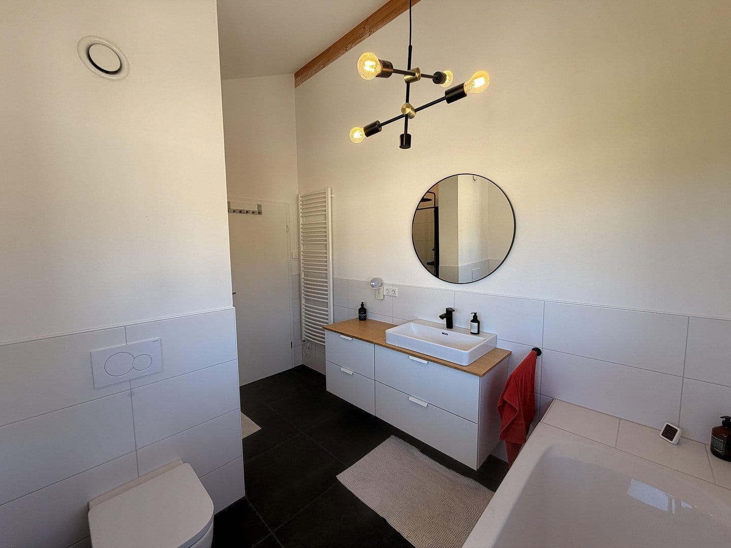 Predaj domu 135 m², pozemok 635 m², Obertrubach, Bavorsko Predaj domu 135 m², pozemok 635 m², Obertrubach, Bavorsko