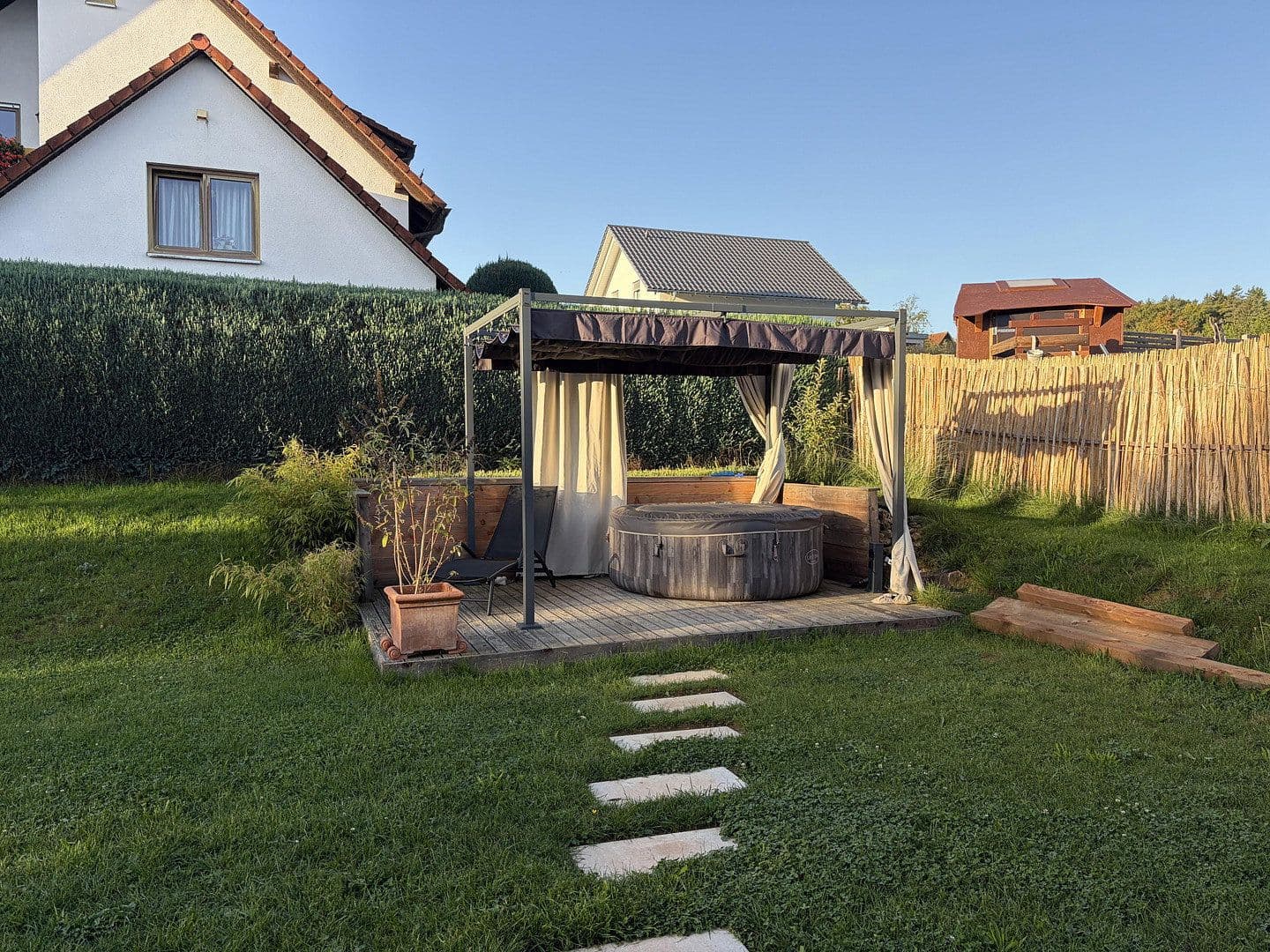 Predaj domu 135 m², pozemok 635 m², Obertrubach, Bavorsko Predaj domu 135 m², pozemok 635 m², Obertrubach, Bavorsko